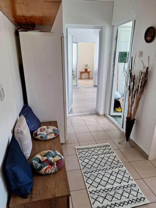 Miha'S Apartament Sulina Luaran gambar